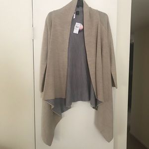 NWT❗️Flowy cardigan sweater, Size M